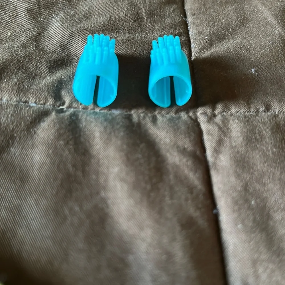 Sally Beauty plastic fingertip